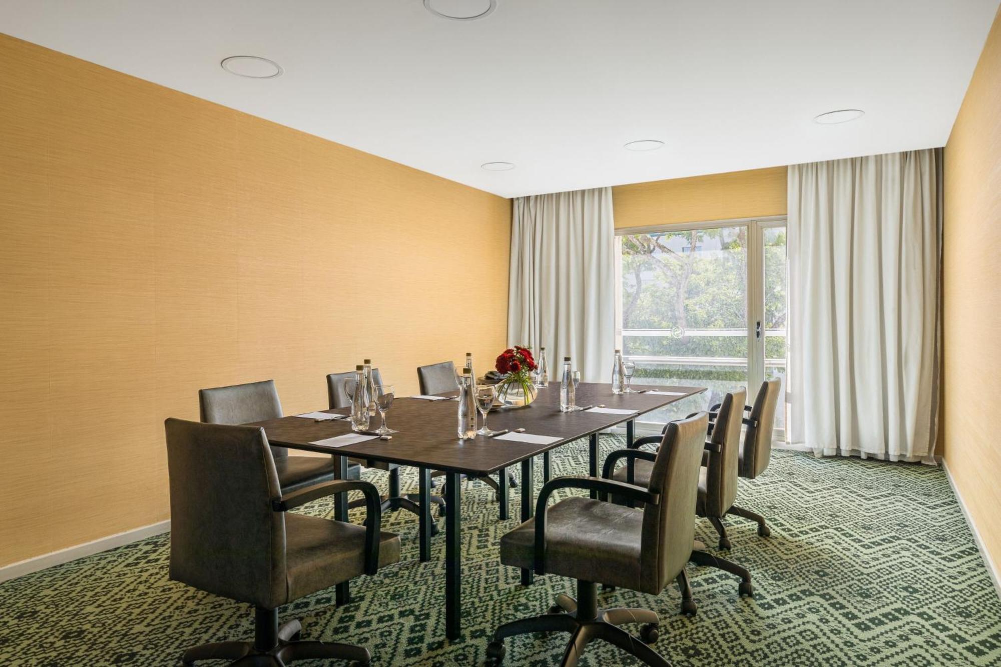 เชราตัน ซอลต้า โฮเต็ล Hotel ซัลตา ภายนอก รูปภาพ
