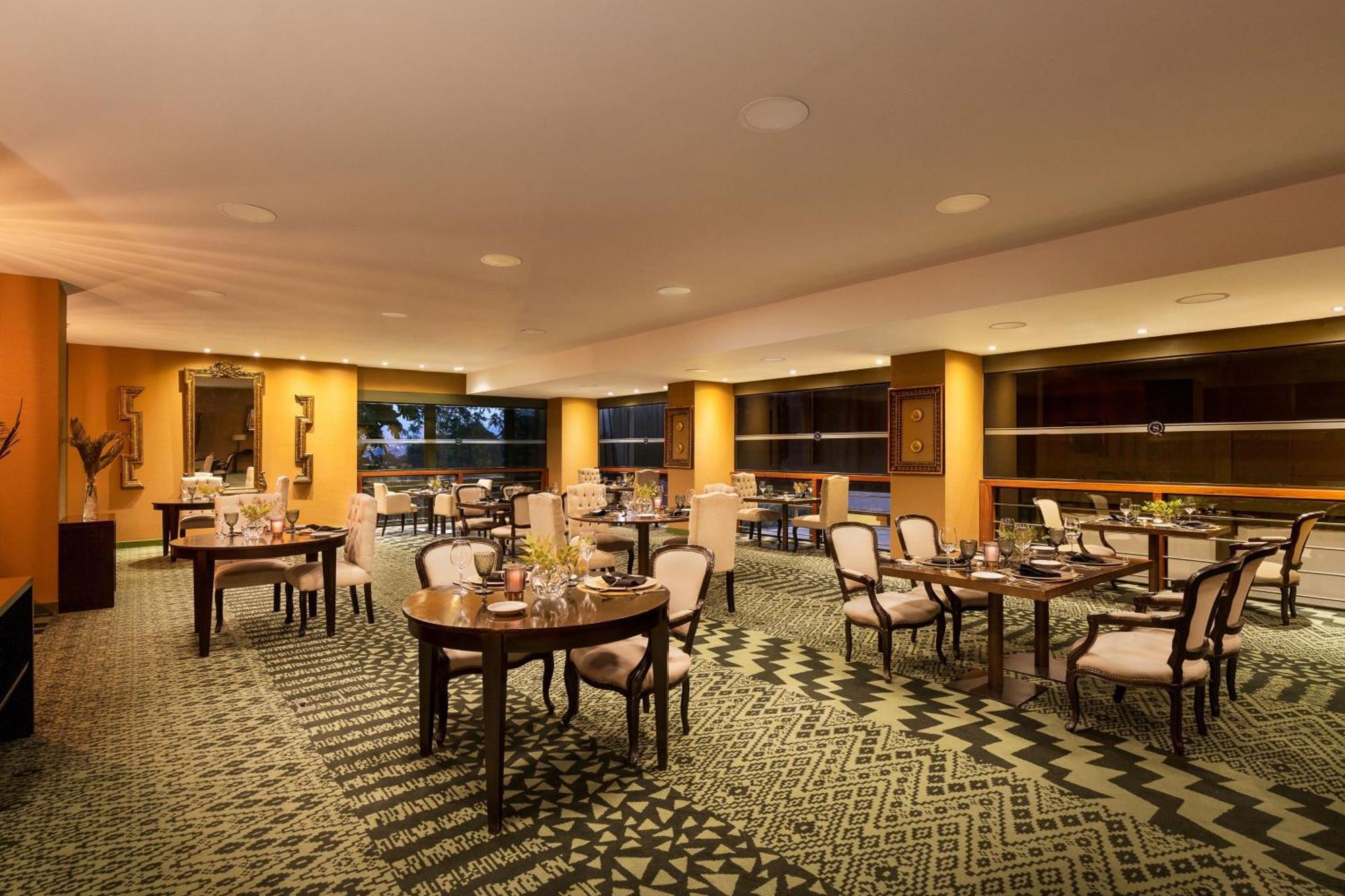เชราตัน ซอลต้า โฮเต็ล Hotel ซัลตา ภายนอก รูปภาพ