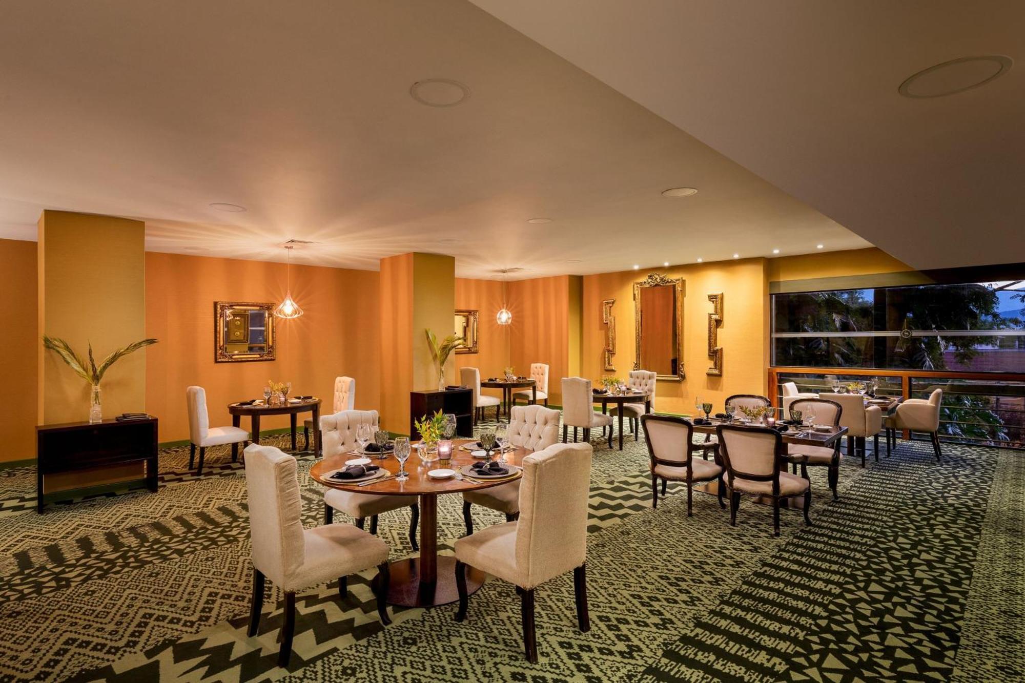 เชราตัน ซอลต้า โฮเต็ล Hotel ซัลตา ภายนอก รูปภาพ